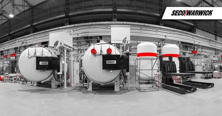 Obrazek przedstawia zaklad przemysłowy SECO/WARWICK