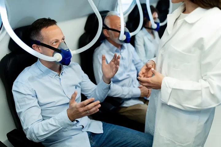 Komora hiperbaryczna – wskazania i przeciwwskazania do terapii