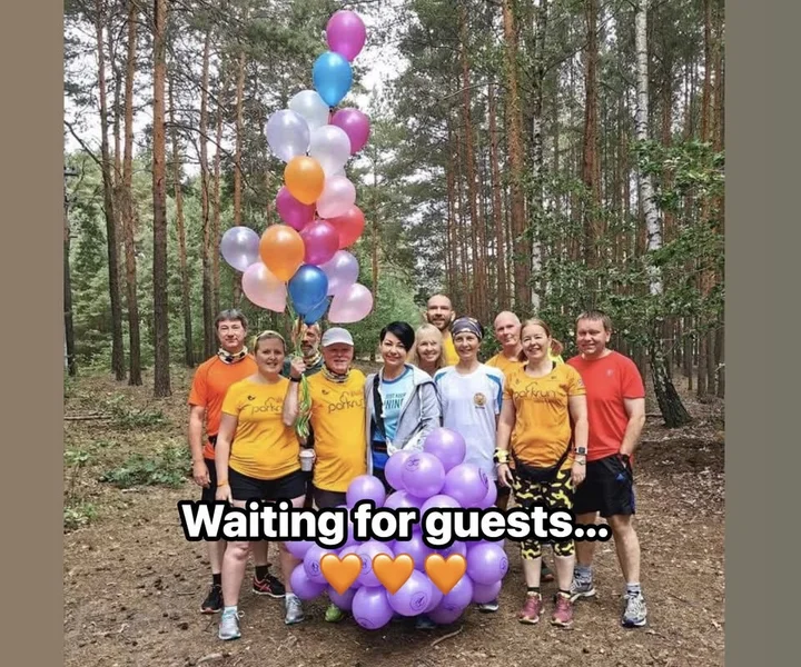 Obrazek przedstawia grafikę promocyjną wydarzenia Poranny parkrun w Zielonej Górze — cotygodniowe spotkanie biegowe