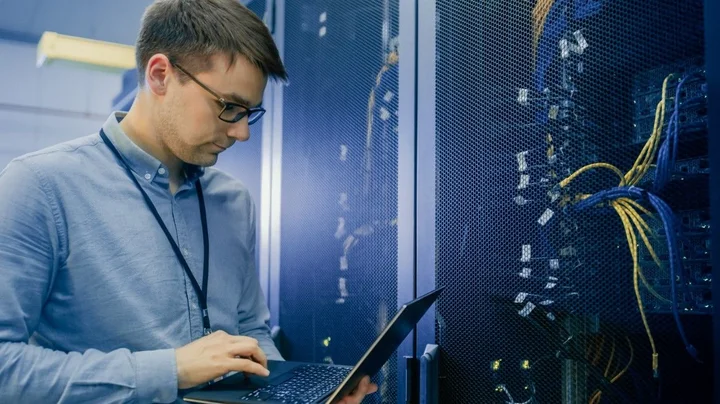 Obrazek przedstawia grafikę promocyjną wydarzenia Szkolenie dla Administratorów Systemów Informatycznych w Zielonej Górze