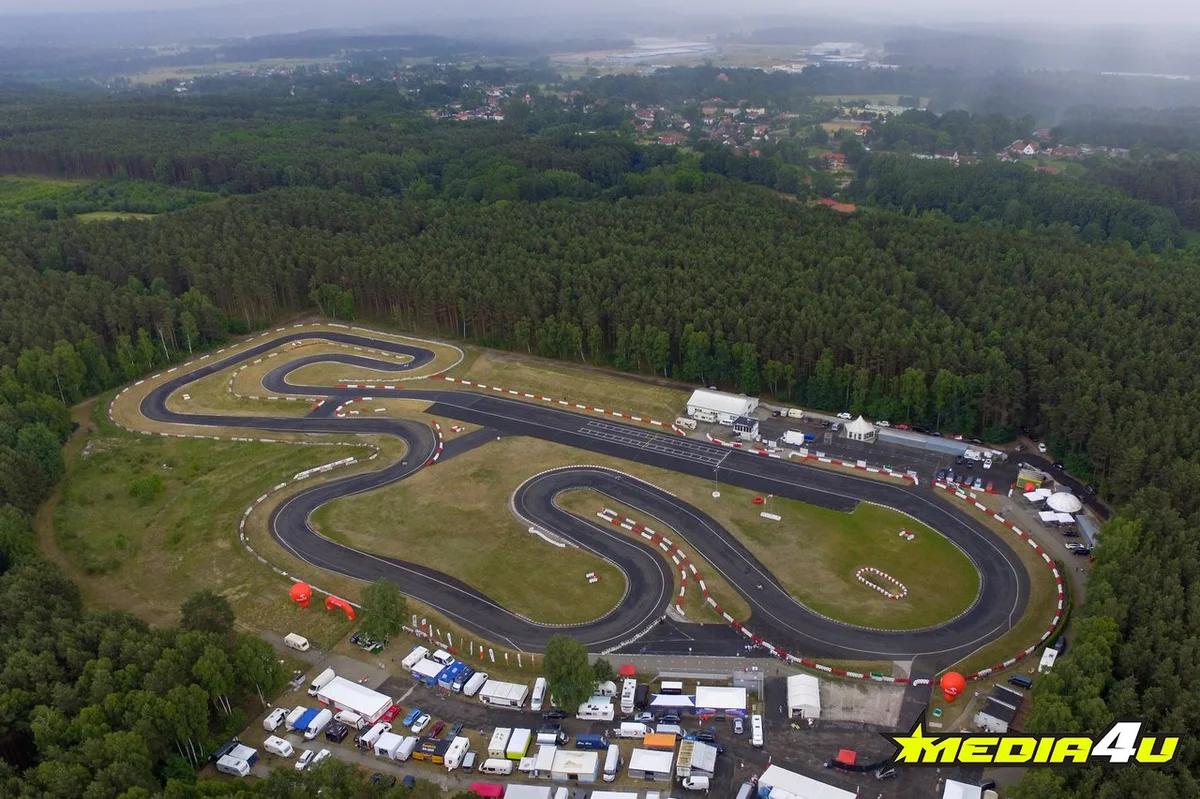 Grafika promocyjna wydarzenia V Runda Rotax Max Challenge w Zielonej Górze