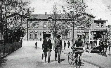 Fotografowie przyjechali do Zielonej Góry. Zamiast zwykłej wycieczki czekał ich szlak wina