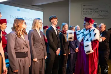Pełna aula i pomysł na nowy budynek. Uniwersytet Zielonogórski rozpoczął rok akademicki