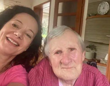 Gdy opieka staje się oddechem w Zielonej Górze ktoś przejmuje na chwilę ciężar dnia