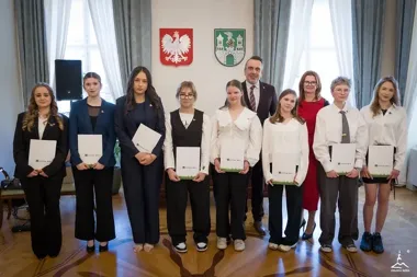 Młodzi wolontariusze z Zielonej Góry docenieni. Martyna pojedzie do Warszawy