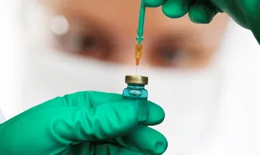 Pneumokoki i meningokoki nie odpuszczają, a seniorzy mogą dostać darmową ochronę