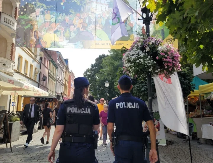Ponad stu policjantów na ulicach Zielonej Góry podczas Winobrania