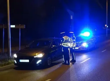 Dwa potrącenia na pasach przed Wszystkimi Świętymi. 83-latka trafiła do szpitala