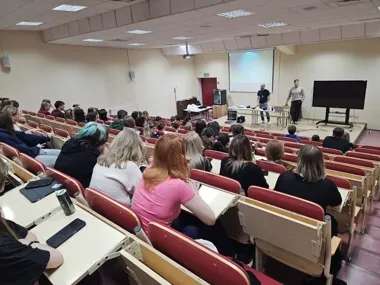W Zielonej Górze studenci zobaczyli pracę, od której zależy śledztwo