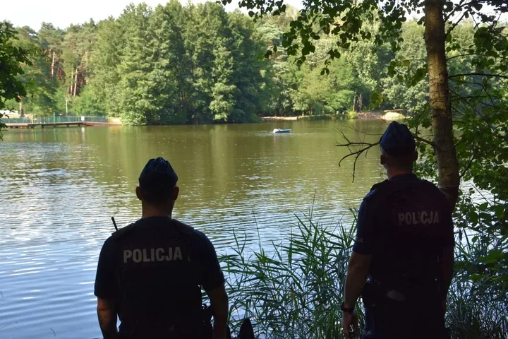 Dzika Ochla pod lupą policji - upał i brawura grożą tragedią