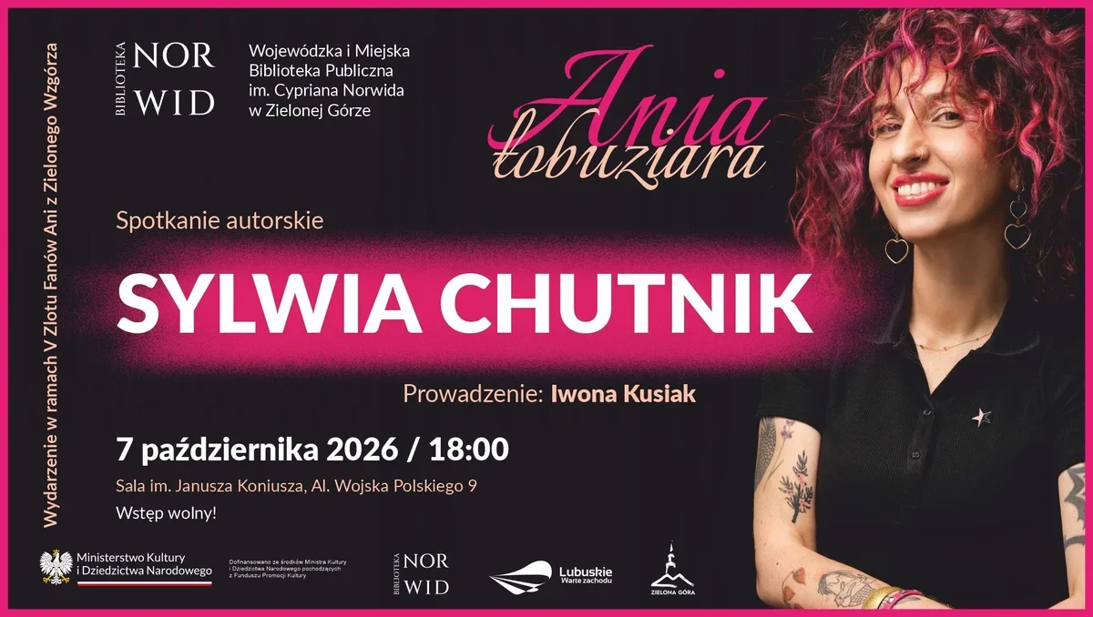 Plakat promujący spotkanie autorskie z Sylwią Chutnik w bibliotece Norwid w Zielonej Górze, prowadzone przez Iwonę Kusiak, zaplanowane na 7 października 2026 ro