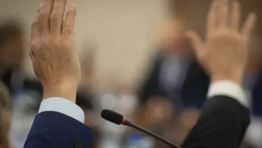 Trzecioklasiści z Zielonej Góry zajrzeli za kulisy lubuskiego samorządu