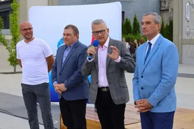 Rzemiosło i moda spotkały się w Nowej Soli. Szkoła pokazała mocny kierunek